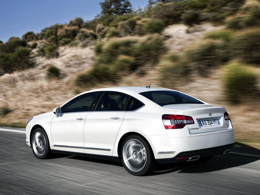  Citroen C5 2010 года  (фото 5 из 35)